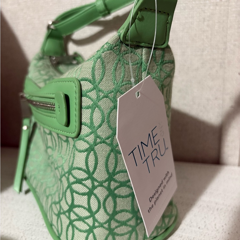 Time and Tru Green Shoulder Bag with Monogram Pattern - Picture 3 of 6